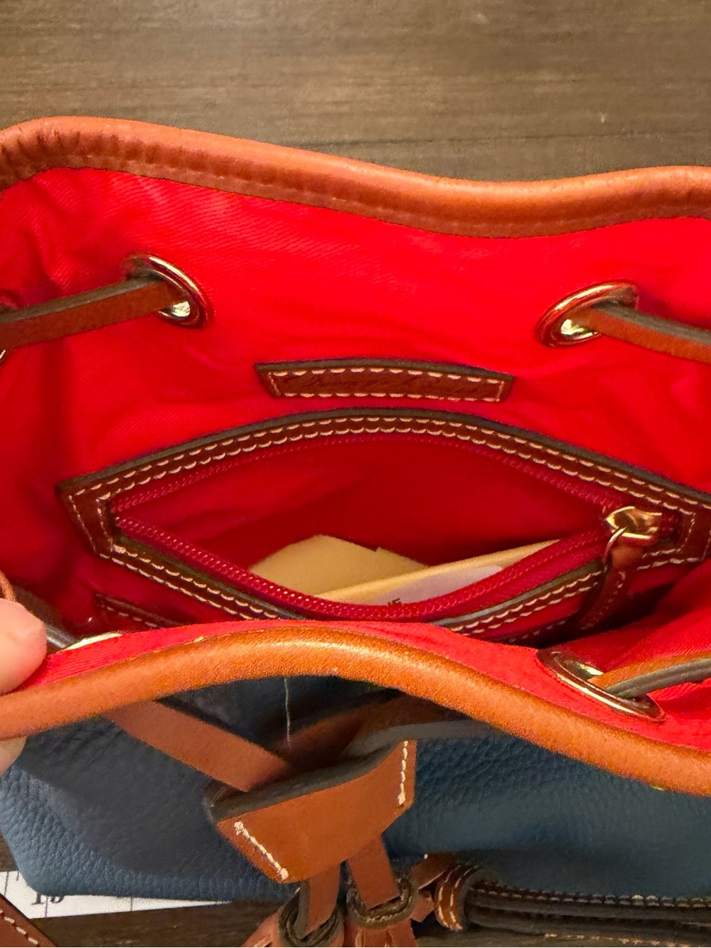 Dooney & Bourke Blue Leather Drawstring Crossbody with Tan Accents New w/o Tags - Picture 5 of 8